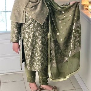 3 Piece Pakistani/Indian Suit Olive Green/Gold Kameez/Trouser/Dupatta with Kiran
